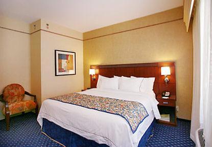 Courtyard By Marriott Hanover Lebanon Exterior photo