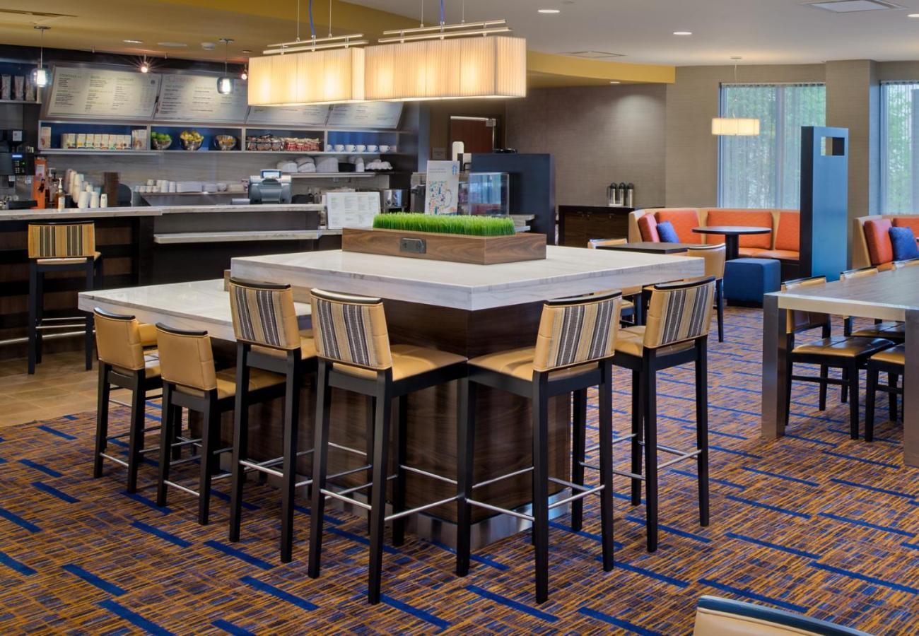 Courtyard By Marriott Hanover Lebanon Exterior photo